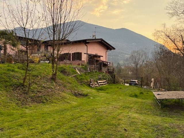 appartamento in vendita ad Albino