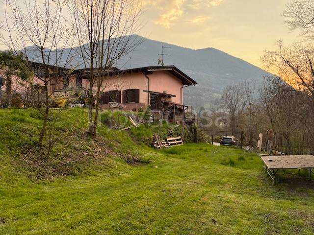 appartamento in vendita ad Albino