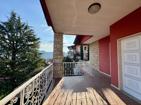 appartamento in vendita ad Albino