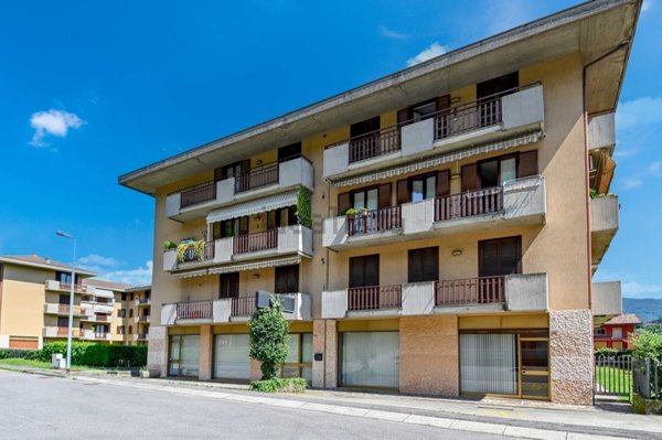 ufficio in vendita ad Albino