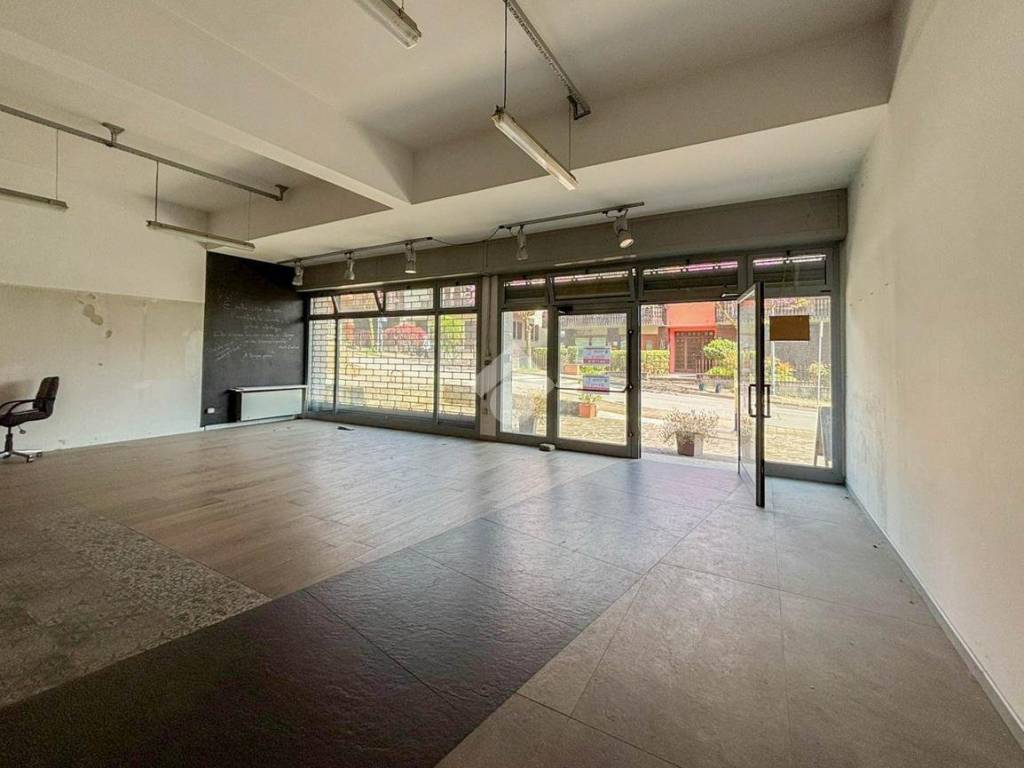 ufficio in vendita ad Albino