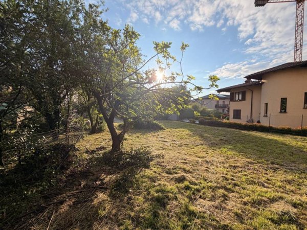 casa semindipendente in vendita ad Albino