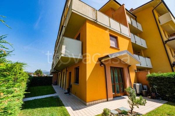 appartamento in vendita ad Albino