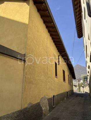 casa indipendente in vendita ad Albino
