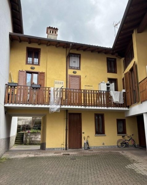 appartamento in vendita ad Albino