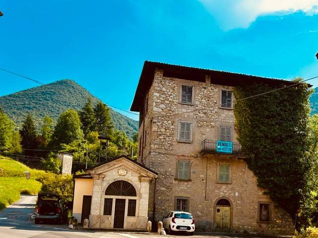 casa indipendente in vendita ad Albino