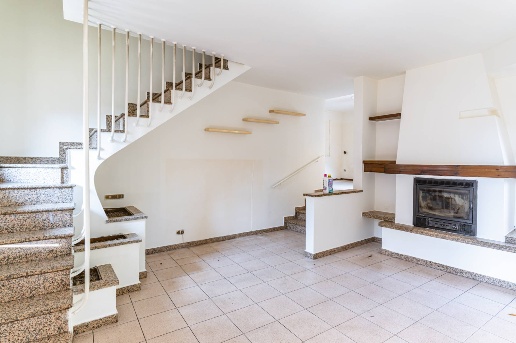 casa indipendente in vendita ad Albino