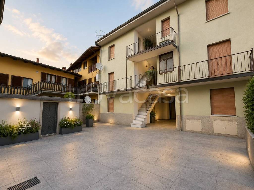 casa indipendente in vendita ad Albino