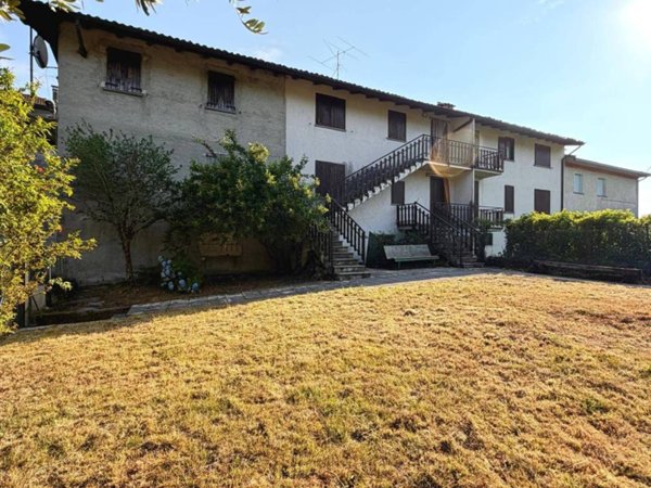 casa indipendente in vendita ad Albino