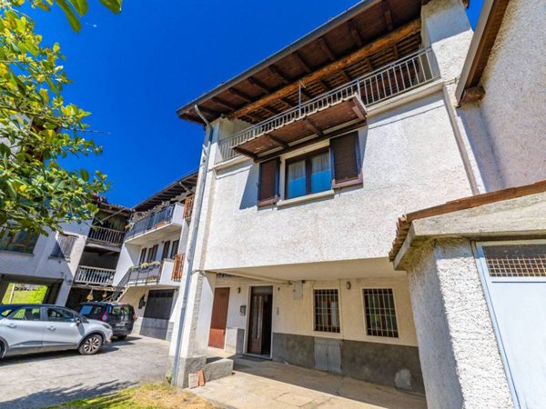 casa indipendente in vendita ad Albino