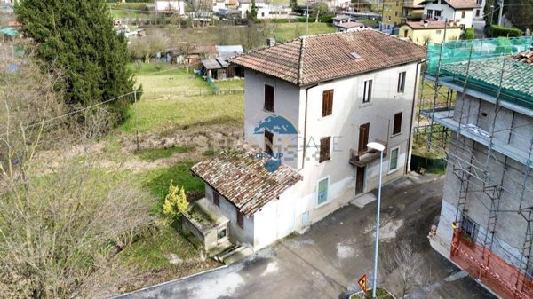 casale in vendita ad Albino