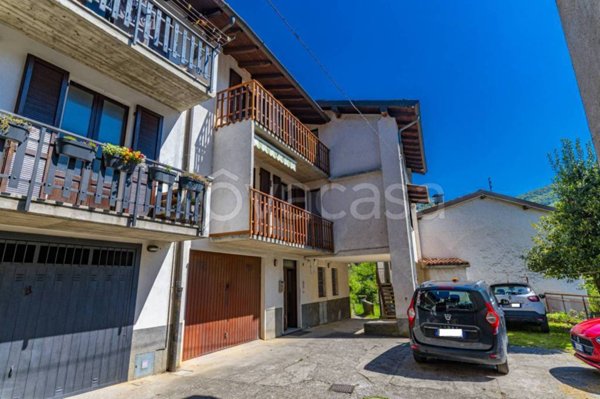 casa indipendente in vendita ad Albino