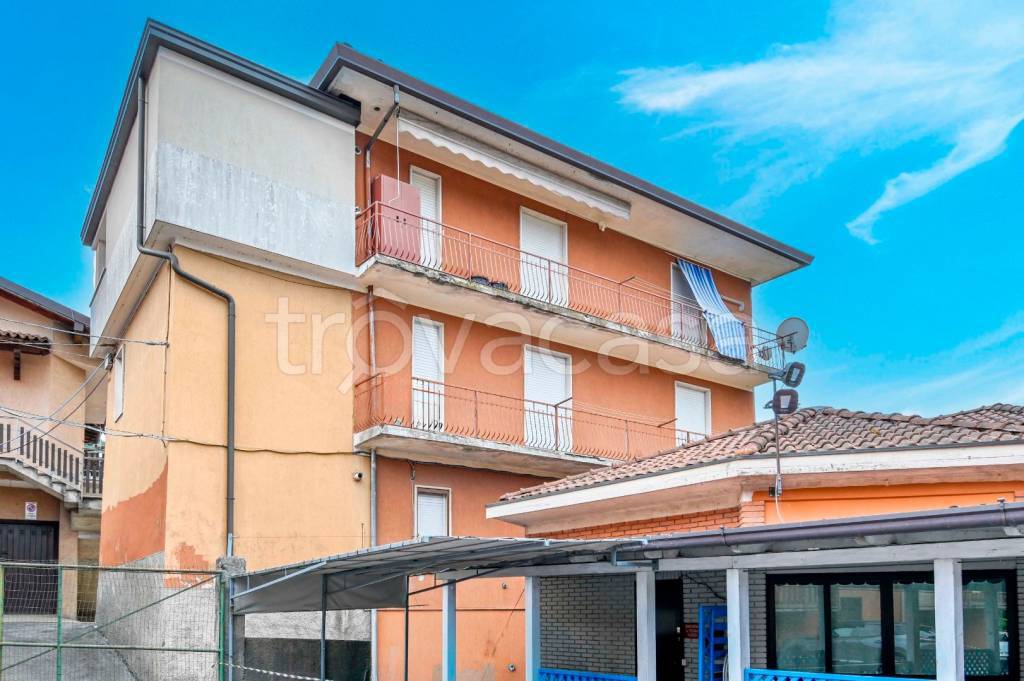 appartamento in vendita ad Albino