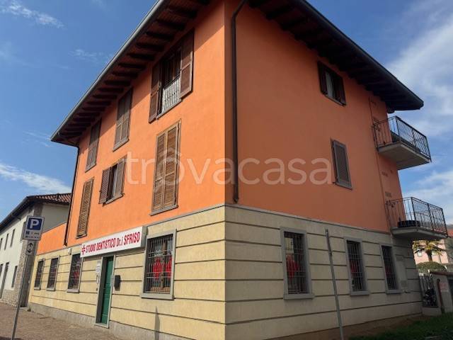appartamento in vendita ad Almè