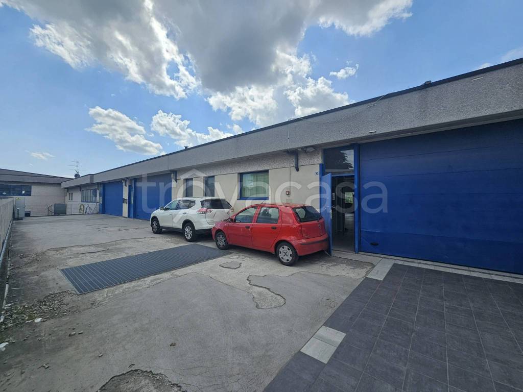 appartamento in vendita ad Almè