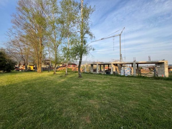 casa indipendente in vendita ad Almè