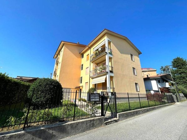 appartamento in vendita ad Almè