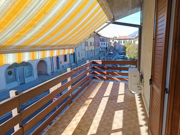 appartamento in vendita ad Almè
