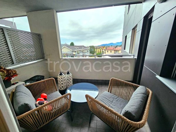 appartamento in vendita ad Almè