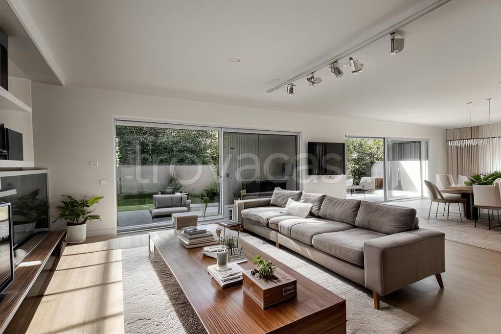 casa indipendente in vendita ad Almè