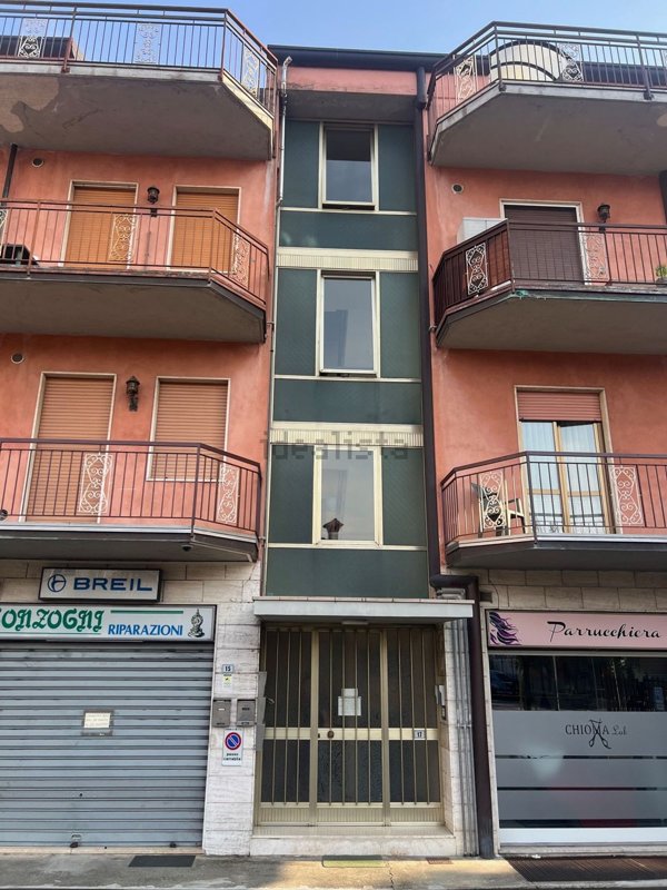 appartamento in vendita ad Almè