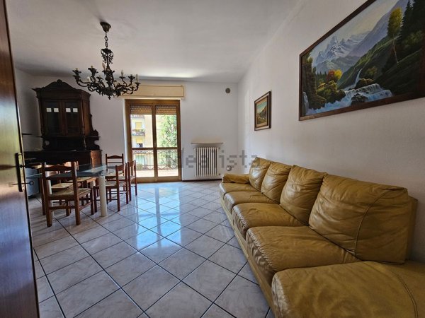 appartamento in vendita ad Almè