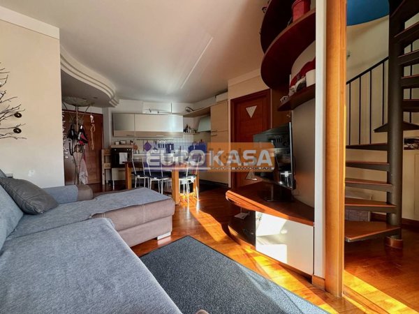 appartamento in vendita ad Almè