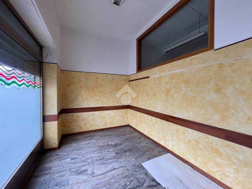 casa indipendente in vendita ad Almè