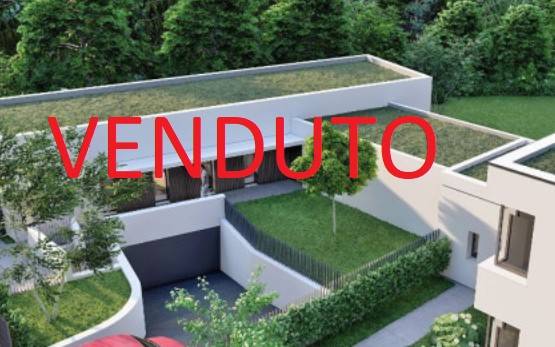 casa indipendente in vendita ad Almè