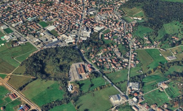 terreno edificabile in vendita ad Almè