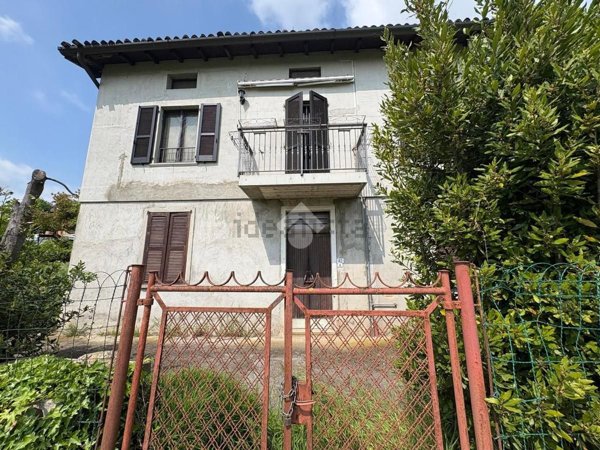 appartamento in vendita ad Almè