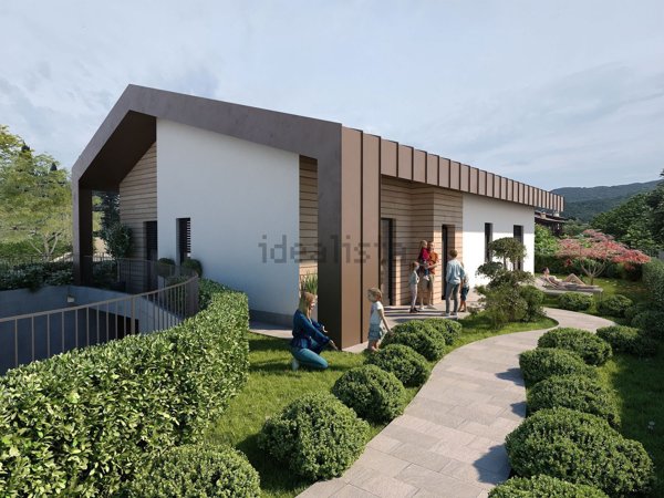 casa indipendente in vendita ad Almè