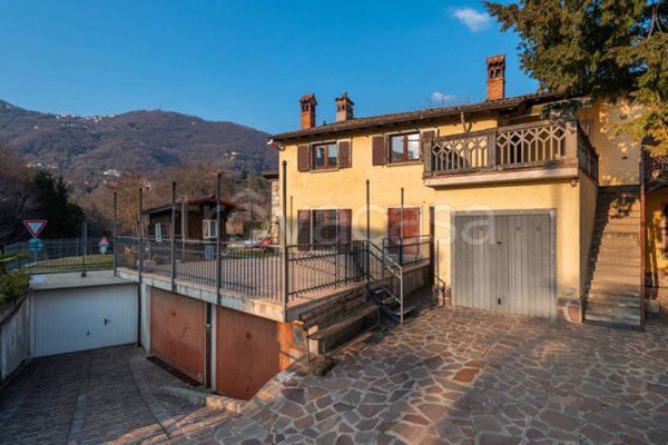 casa indipendente in vendita ad Almenno San Bartolomeo
