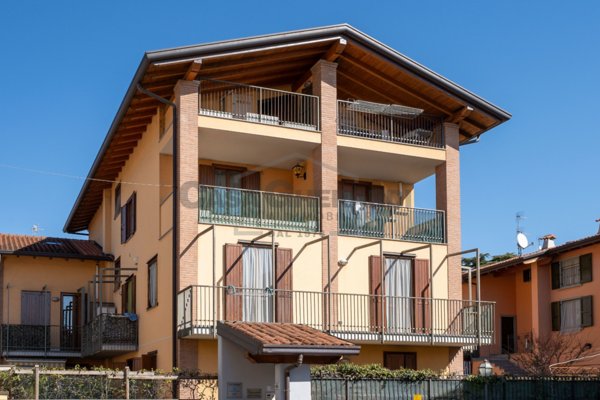 appartamento in vendita ad Almenno San Bartolomeo