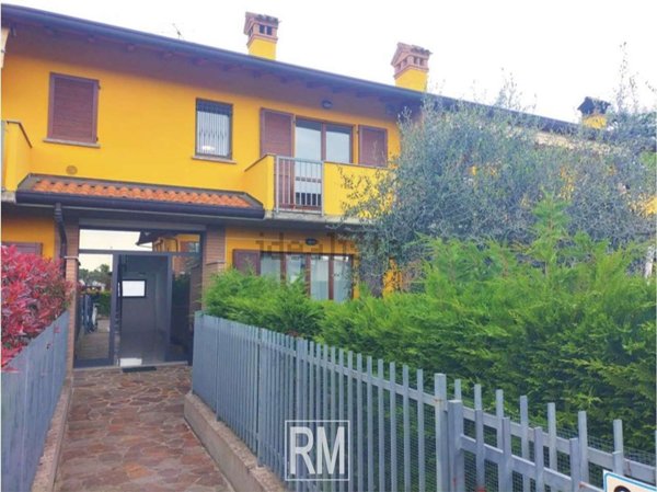 appartamento in vendita ad Almenno San Bartolomeo