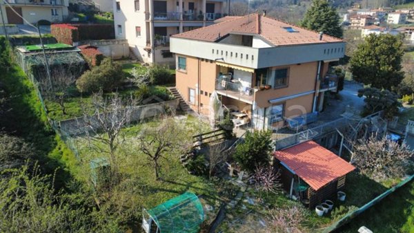 casa indipendente in vendita ad Almenno San Bartolomeo