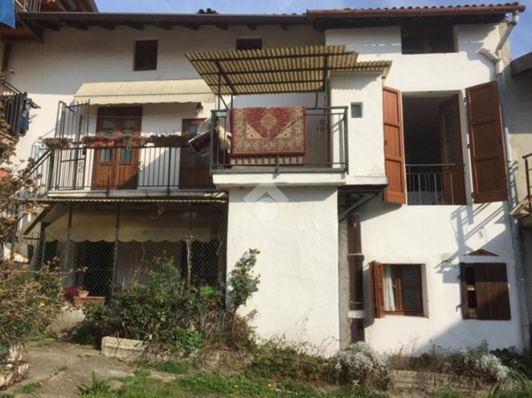 casa indipendente in vendita ad Almenno San Bartolomeo