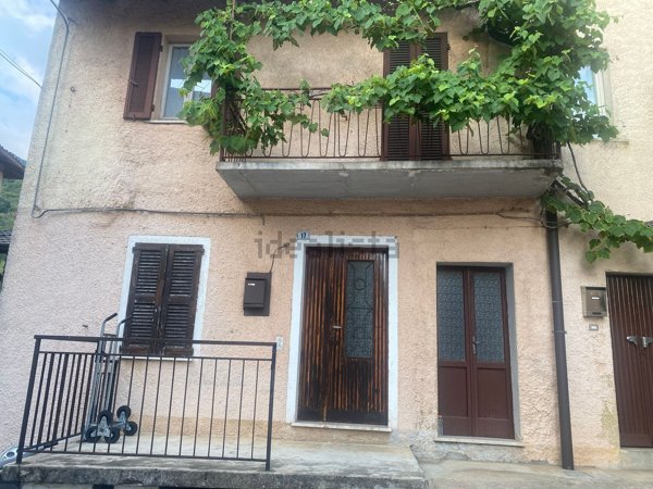 appartamento in vendita ad Almenno San Bartolomeo