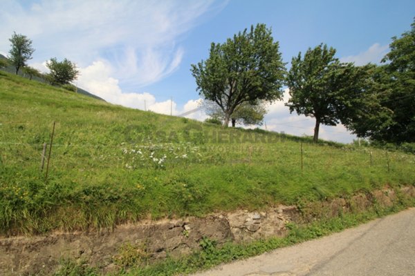 terreno edificabile in vendita ad Almenno San Bartolomeo
