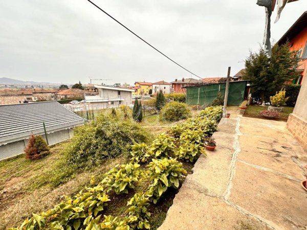 casa indipendente in vendita ad Almenno San Bartolomeo