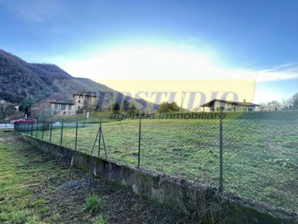 terreno edificabile in vendita ad Almenno San Bartolomeo