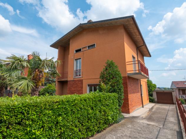 casa indipendente in vendita ad Almenno San Bartolomeo