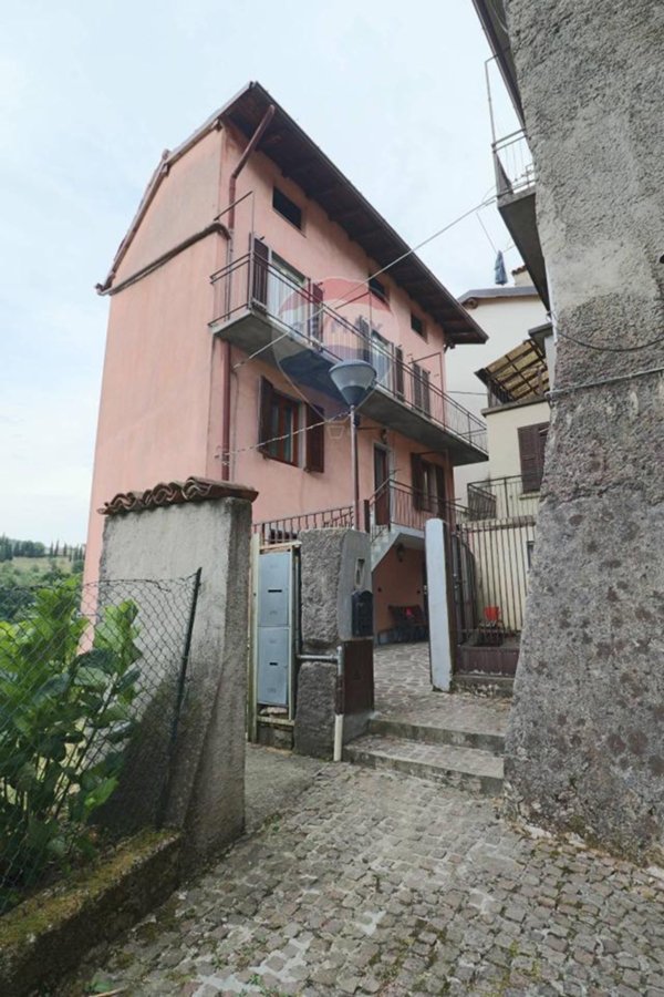 casa indipendente in vendita ad Almenno San Bartolomeo