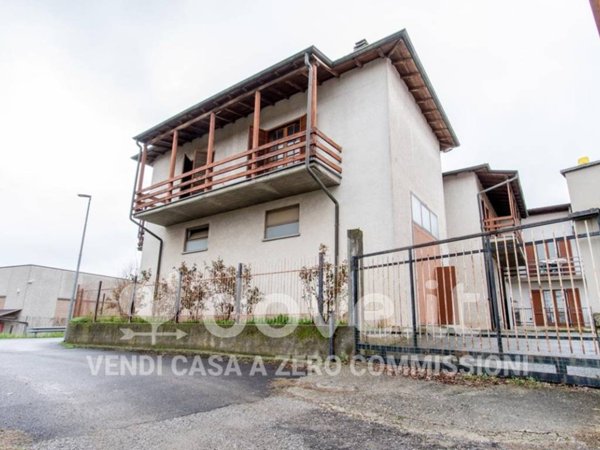 casa indipendente in vendita ad Almenno San Bartolomeo