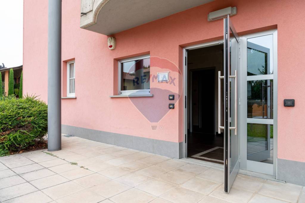 ufficio in vendita ad Almenno San Bartolomeo