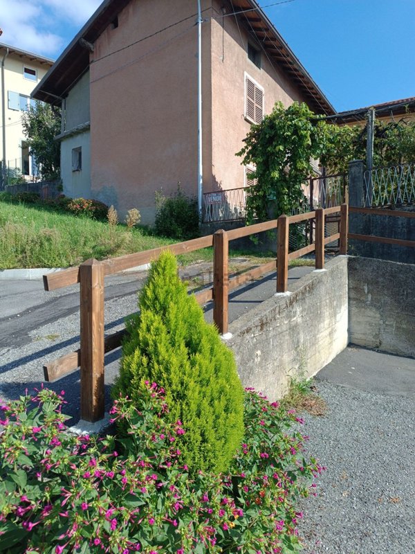 appartamento in vendita ad Almenno San Bartolomeo in zona Albenza