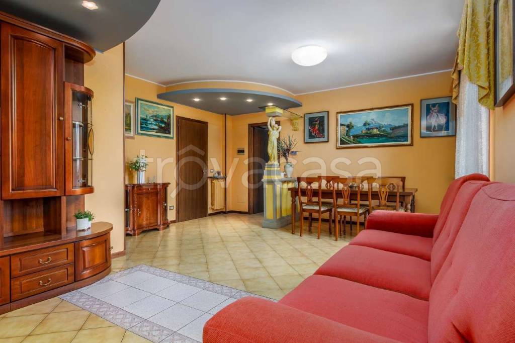 appartamento in vendita ad Almenno San Bartolomeo