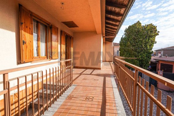 appartamento in vendita ad Almenno San Bartolomeo