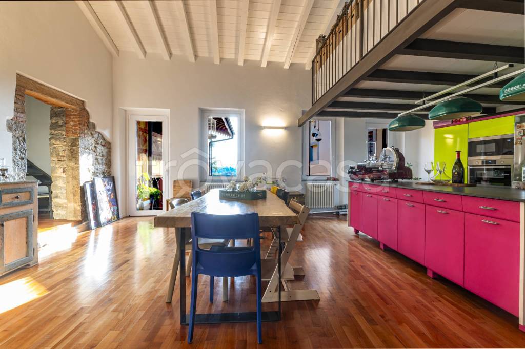 casa indipendente in vendita ad Almenno San Bartolomeo