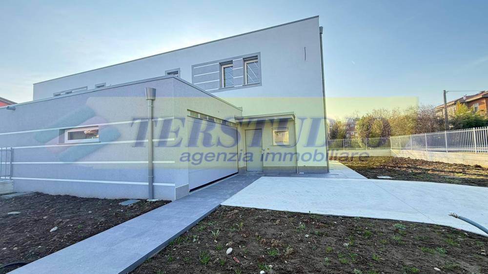 casa indipendente in vendita ad Almenno San Bartolomeo